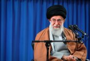 پاسخ امام خامنه‌ای به نامه یک دختر نوجوان درباره ورود به عرصه تکلیف