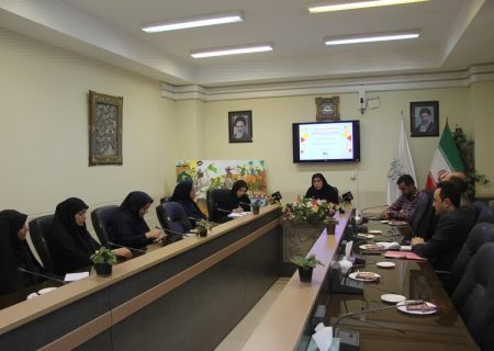 نشست هم اندیشی هفته پژوهش در کانون آذربایجان‌غربی برگزار شد