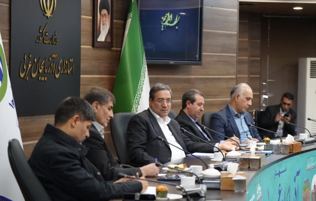 استاندار آذربایجانغربی: احیای دریاچه ارومیه دغدغه روزانه مدیران باشد