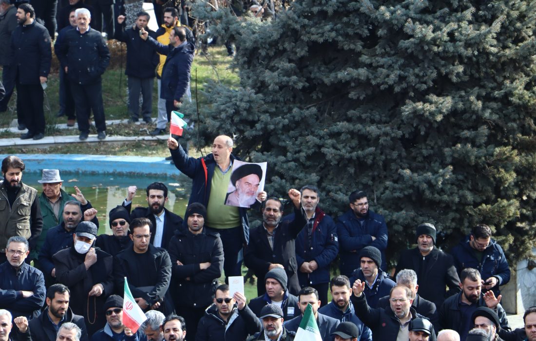 فیلم| خروش مردم ارومیه بر علیه اغتشاش گران