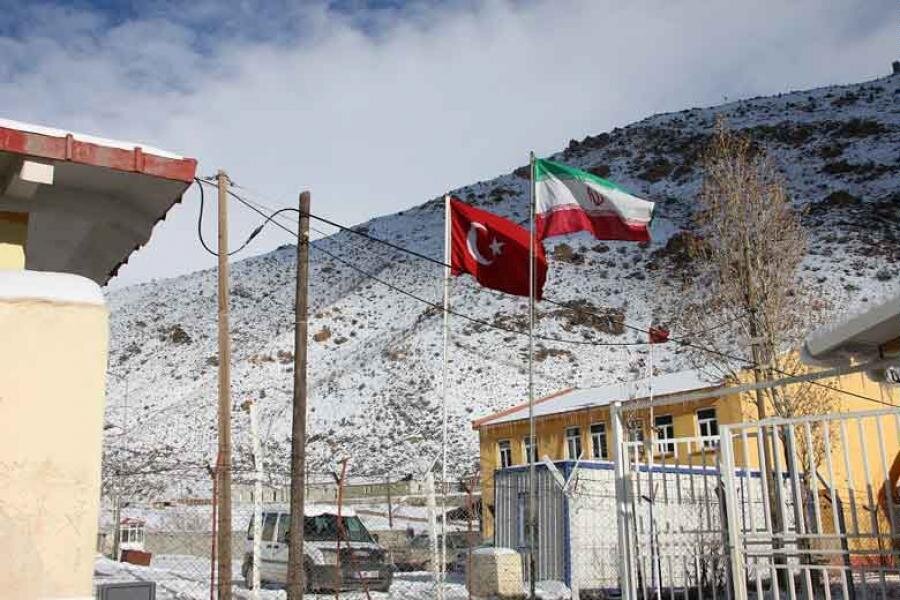 مرز ایران و ترکیه بسته شده؟ رئیس اتاق بازرگانی ارومیه توضیح می‌دهد